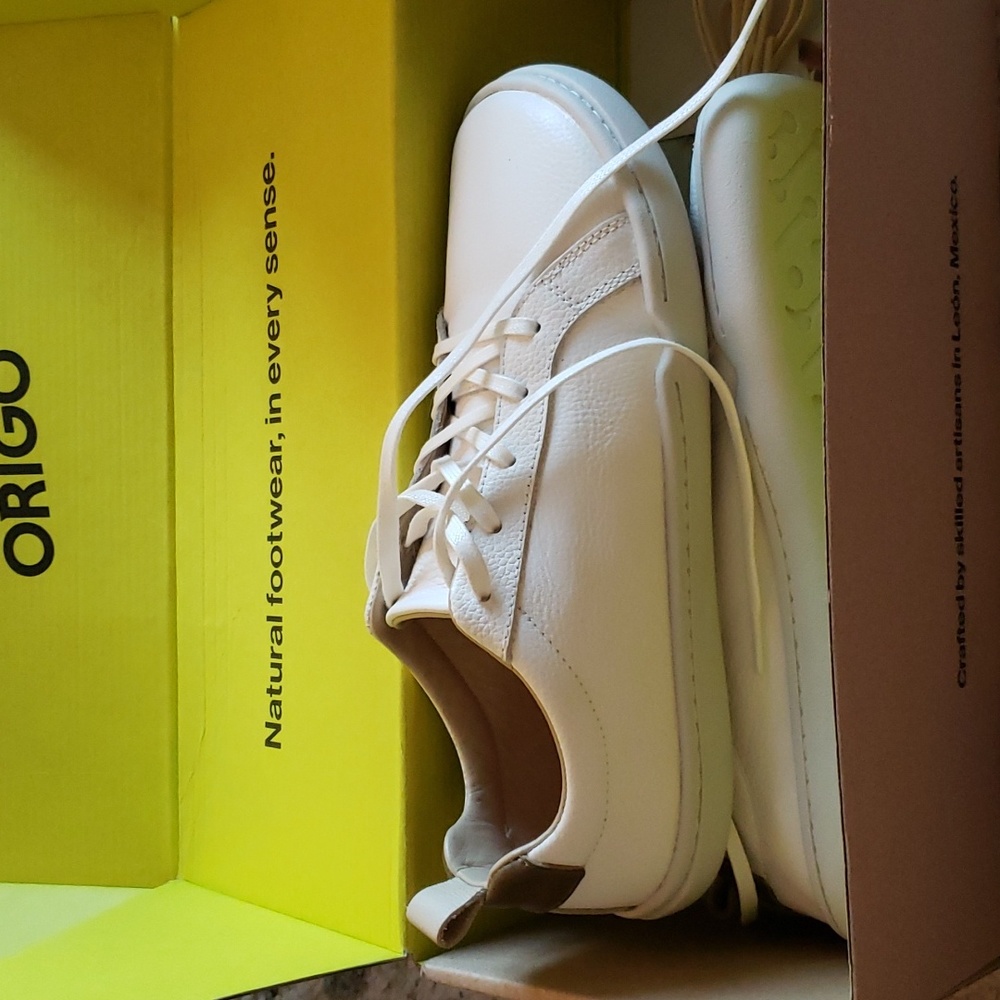 Origo size 9 - everyday sneaker - leather